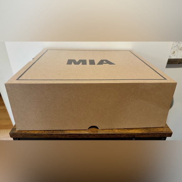 MIA Women’s Dani Foldover Boots NWT Sizes 6.5 & 8 - Picture 2 of 9